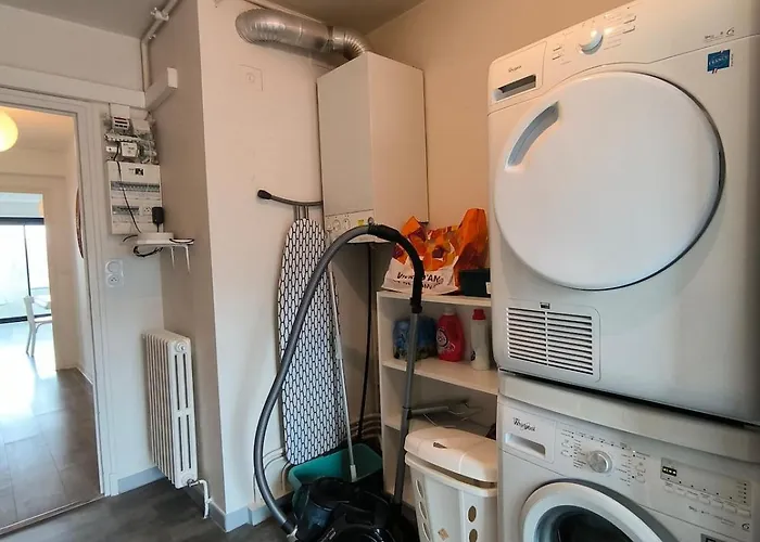 Spacious Quiet Pyrenees View Garage * Pau